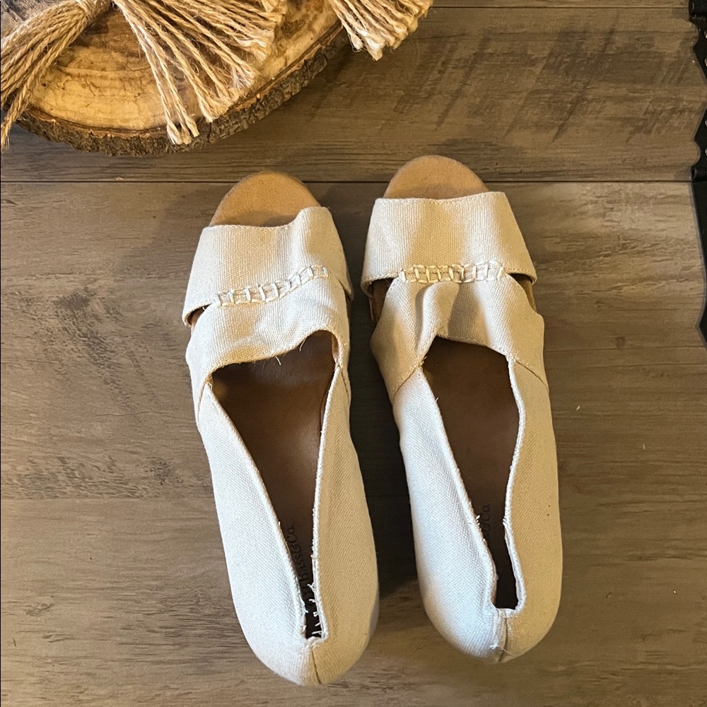 Elegant Cream espadrilles